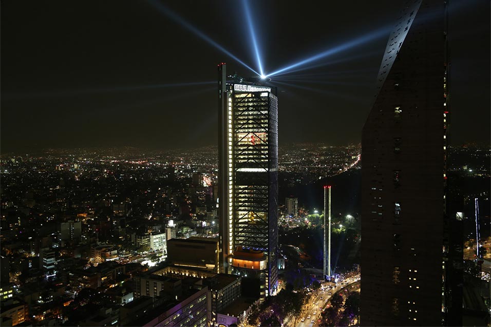 Night view of Bancomer tower