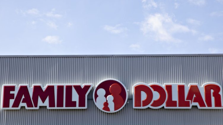 Exterior view of Family Dollar for groceries & household necessities