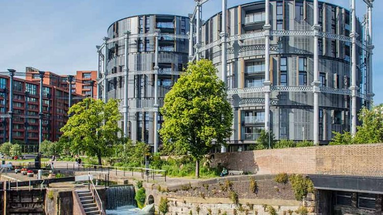 The Regents Canal and Gasholder park